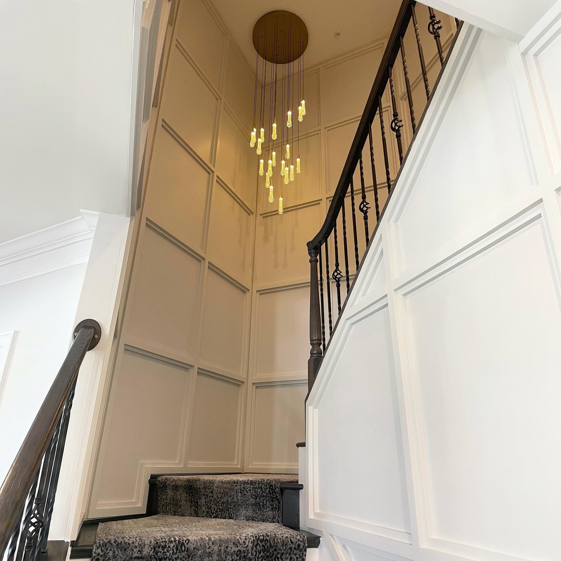24 Inch Seeded Glass Raindrop Chandelier - Soltaire
