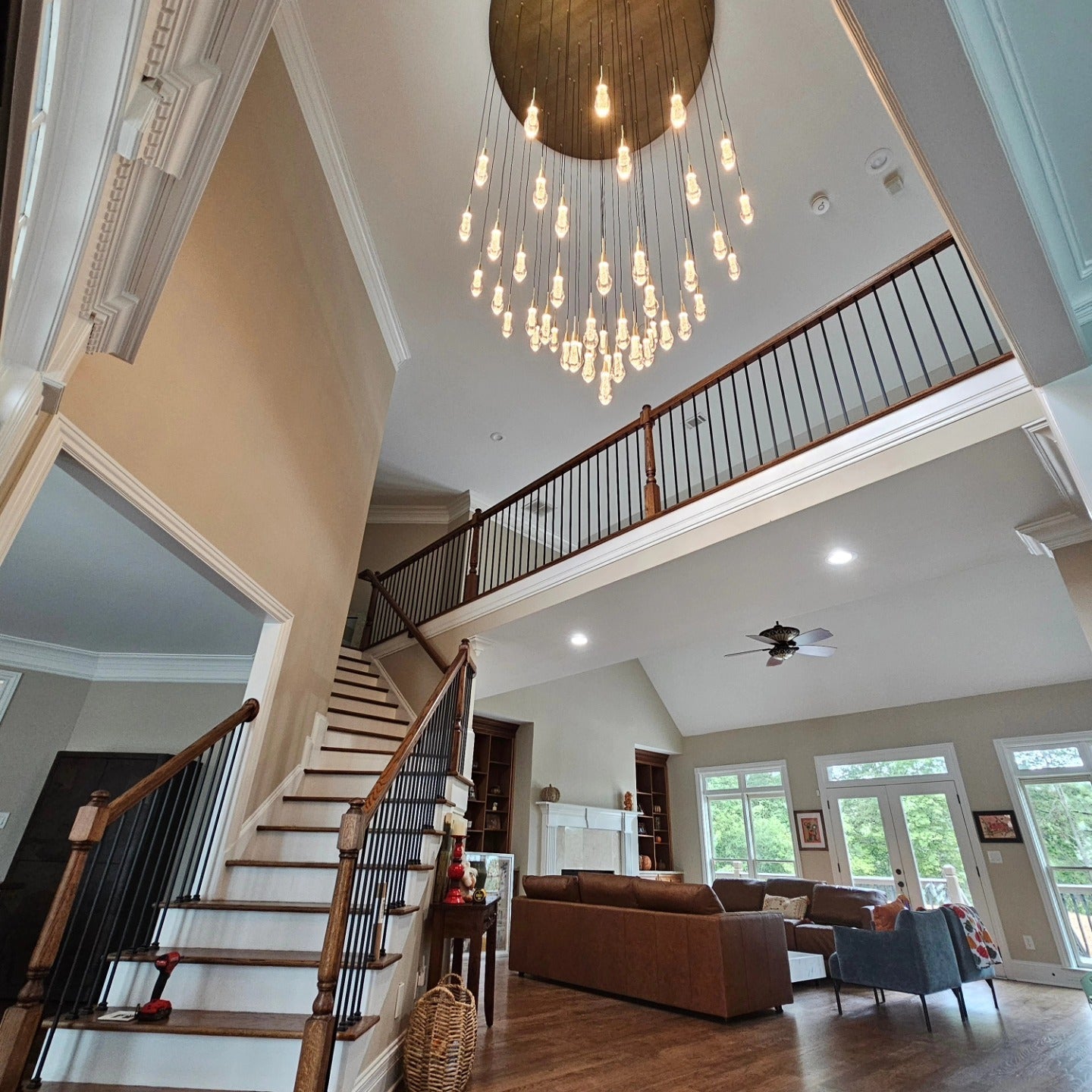 58 Inch Seeded Glass Raindrop Chandelier - Soltaire