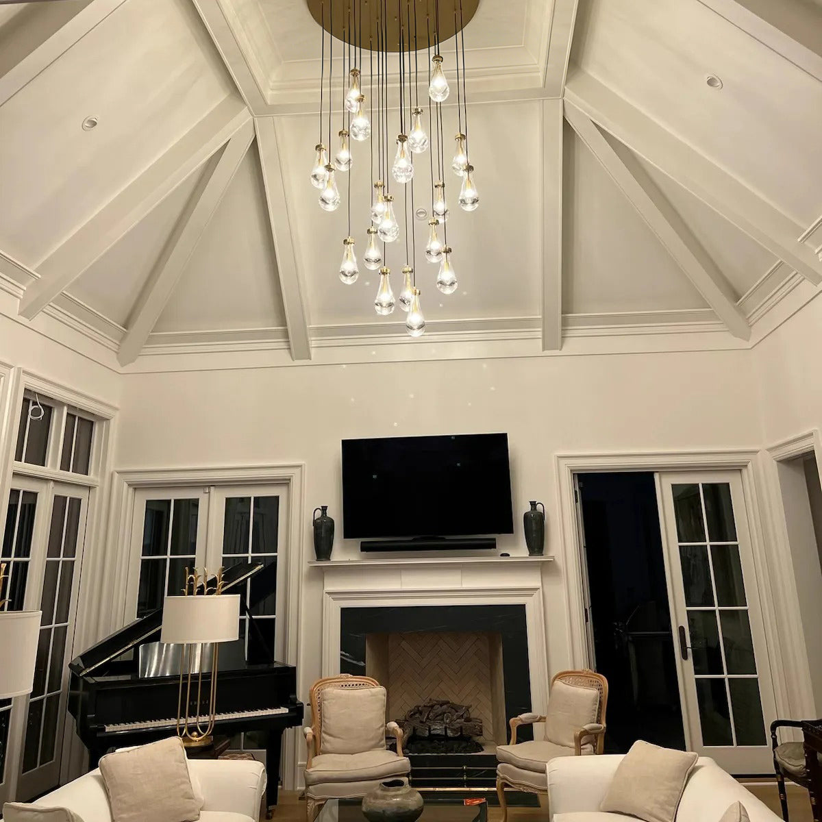 47 Inch Raindrop Glass Round Chandelier – Lachryma