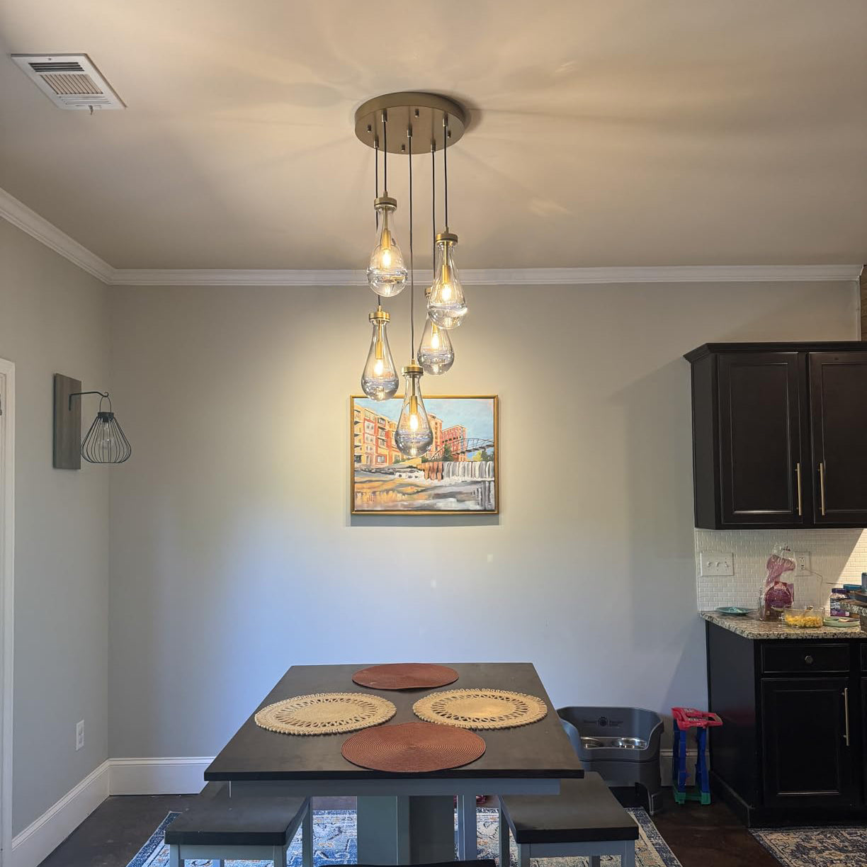 18 Inch Raindrop Glass Round Chandelier – Lachryma