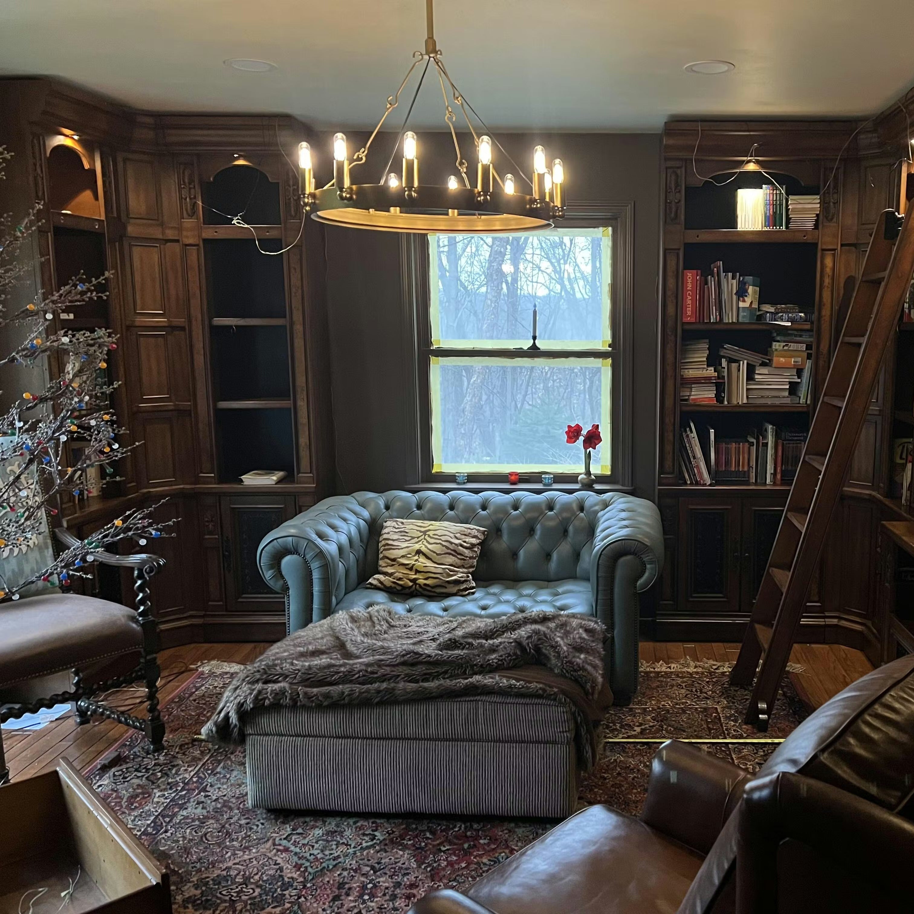 26 Inch Tubular Candle Round Chandelier - Camino