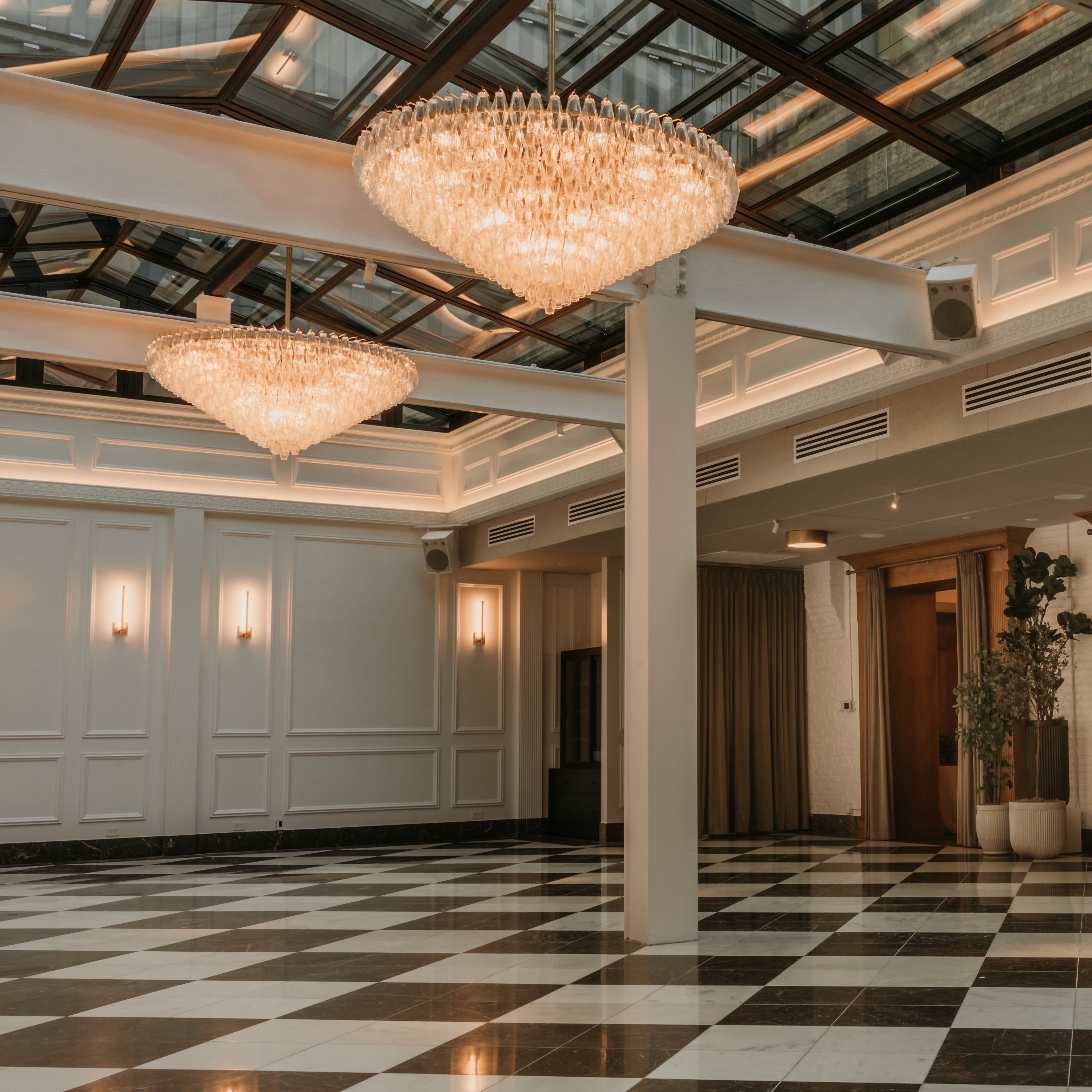 62 Inch Clear Murano Glass Tiered Chandelier - Chiara