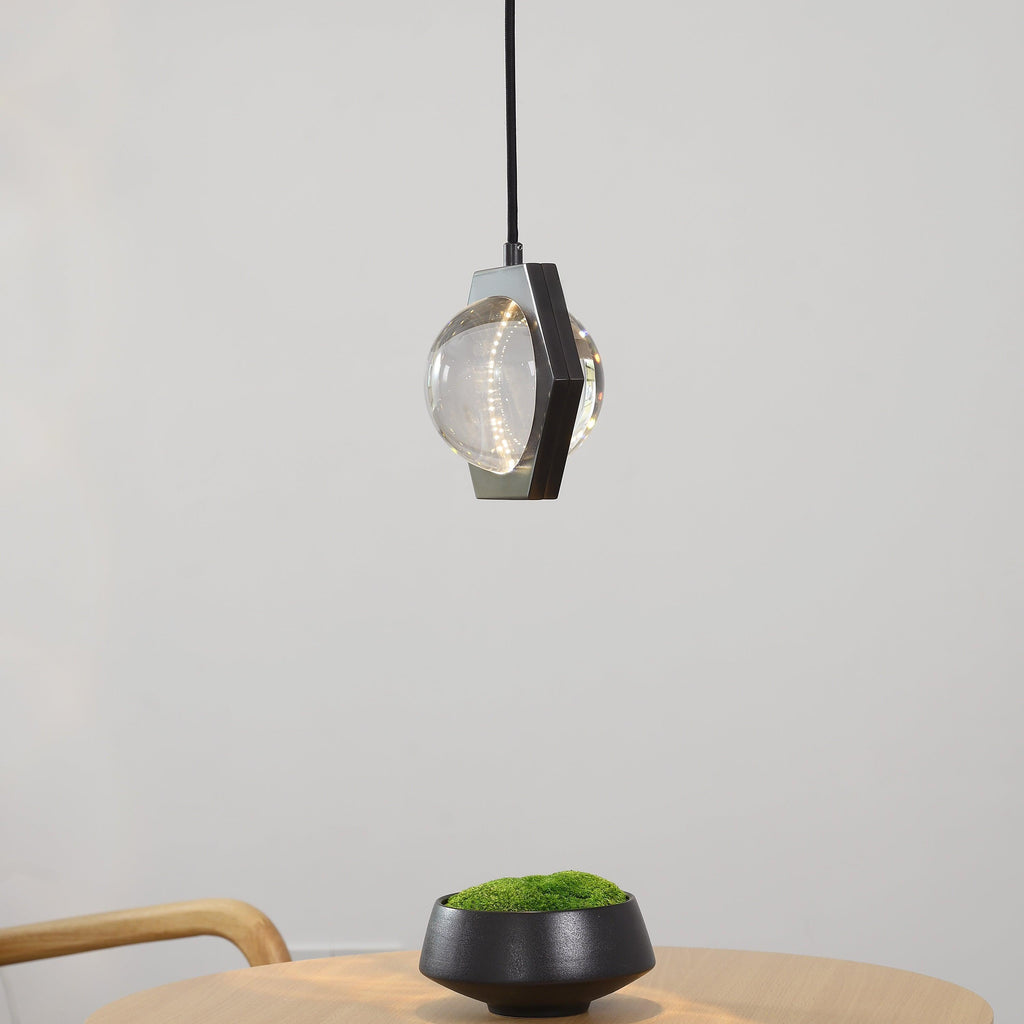 7 Inch Hexagonal Crystal Pendant Light - Eclatant