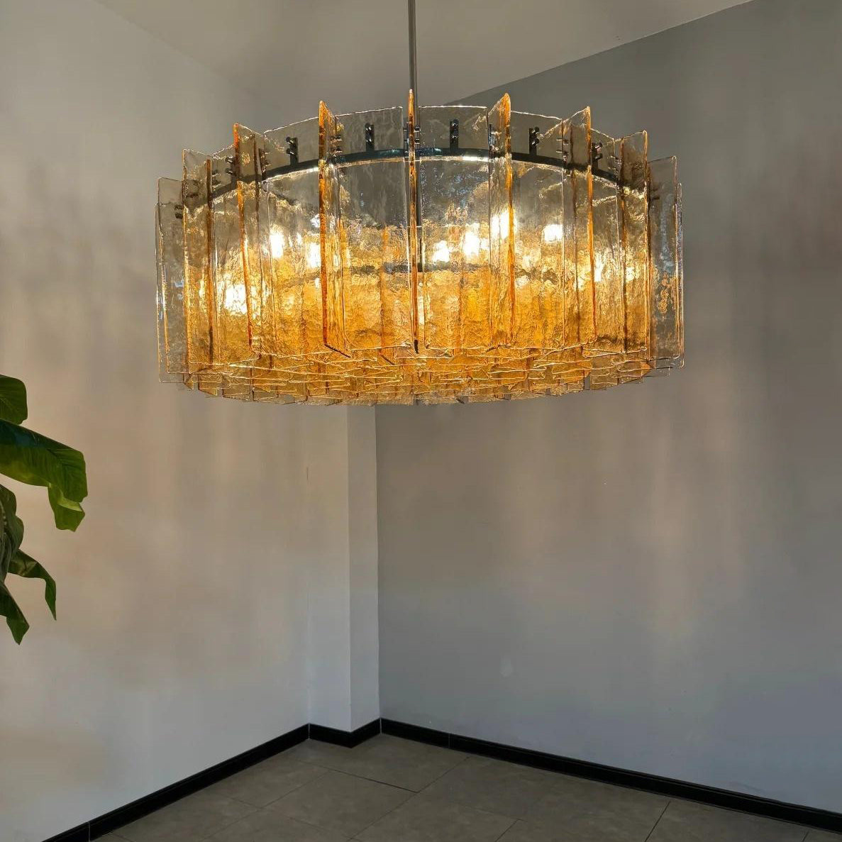 48 Inch Amber Textured Glass Round Chandelier - Lattice