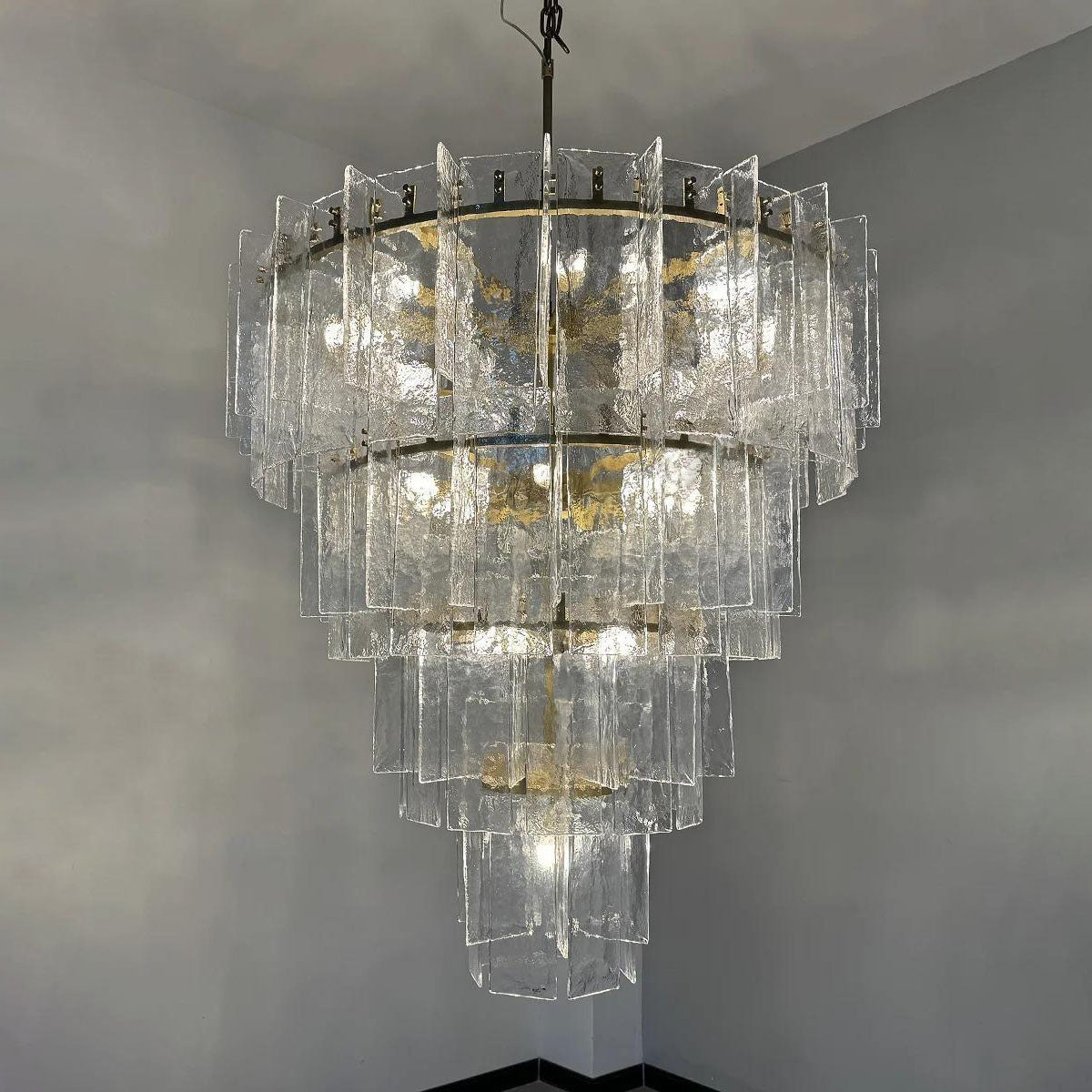 46 Inch Clear Textured Glass Tiered Chandelier - Lattice