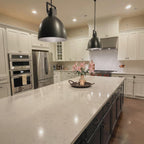 10-Zoll-Hängeleuchte aus Messing mit Glockenform - Maschinist