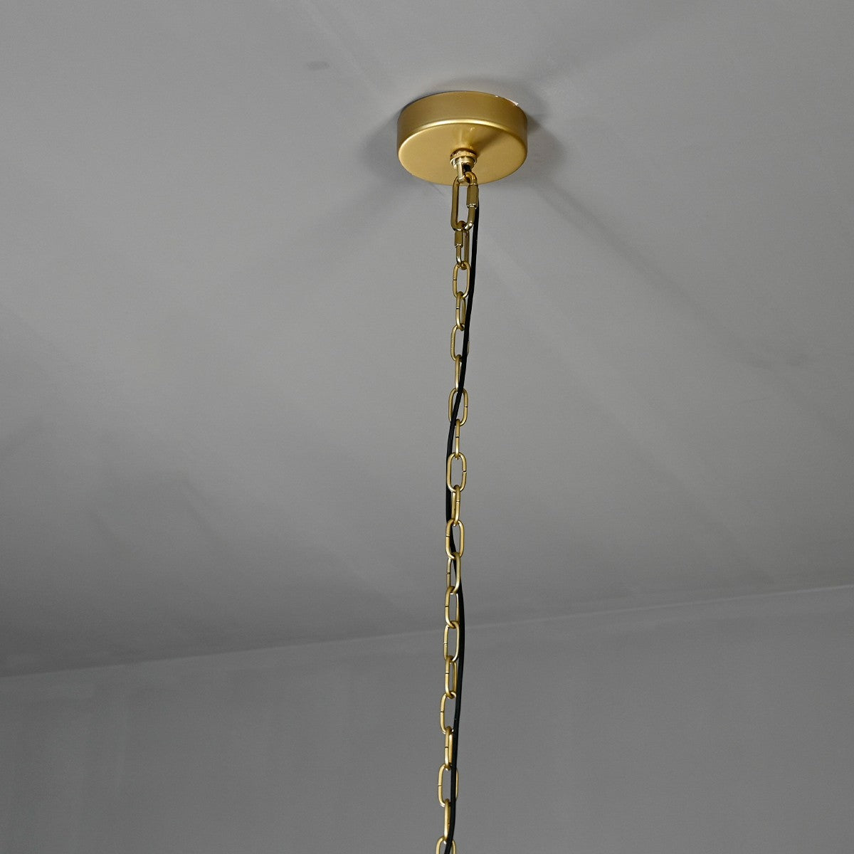 22 Inch Ribbed Glass Round Chandelier - San Marco