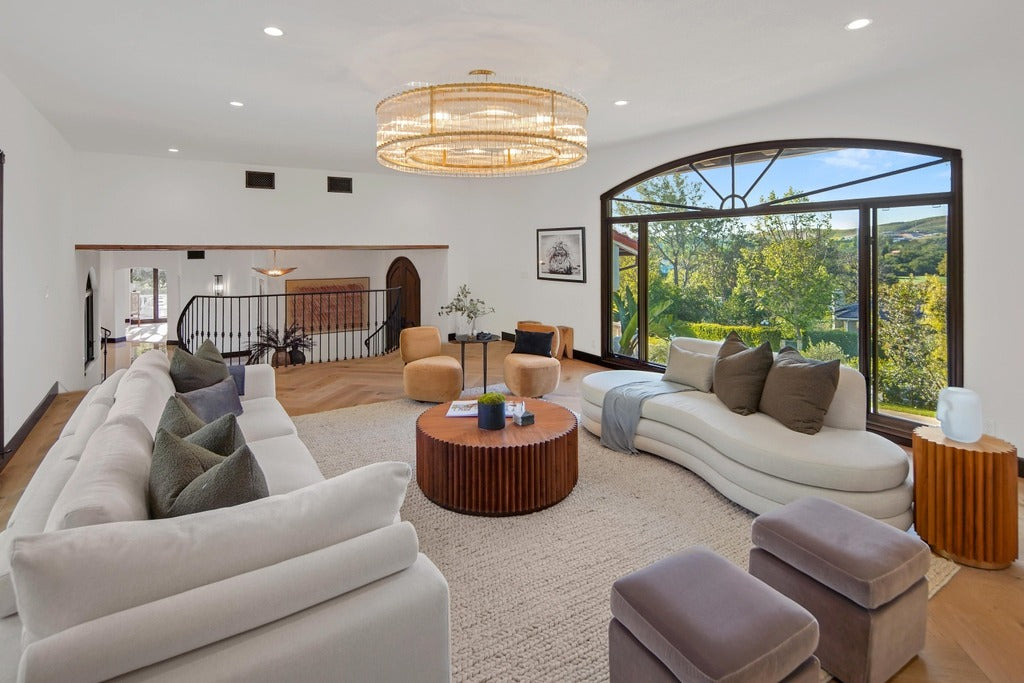 60 Inch Ribbed Glass Round Chandelier - San Marco