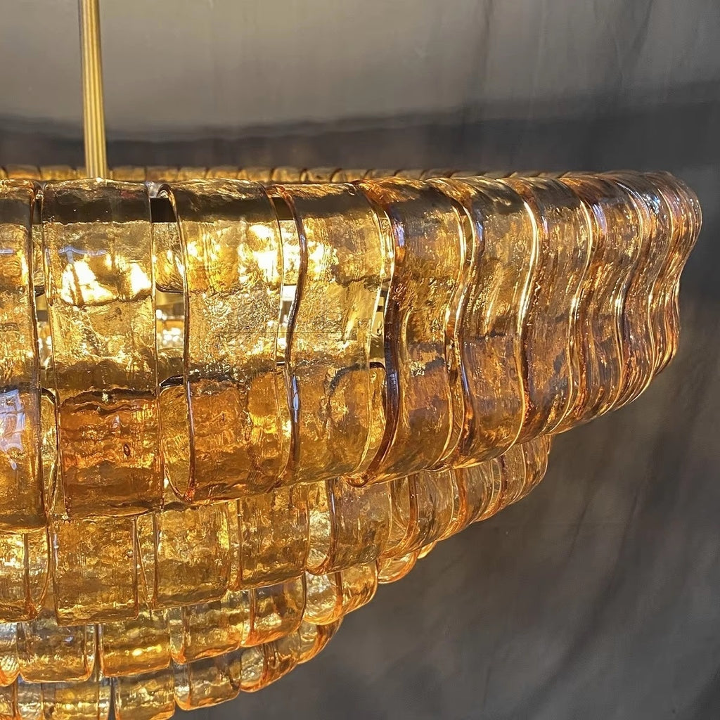 Lustre à niveaux en verre ambré de 36 pouces - Ghiaccio