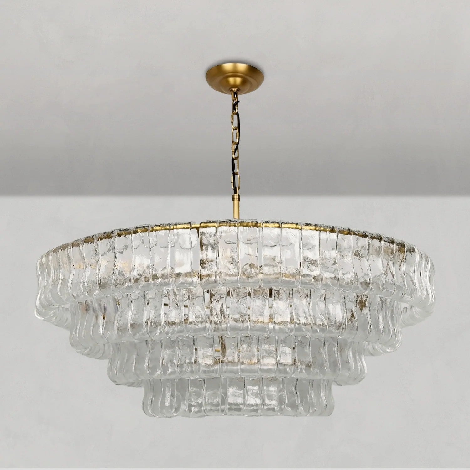 Lustre à plusieurs niveaux en verre clair de 36 pouces - Ghiaccio