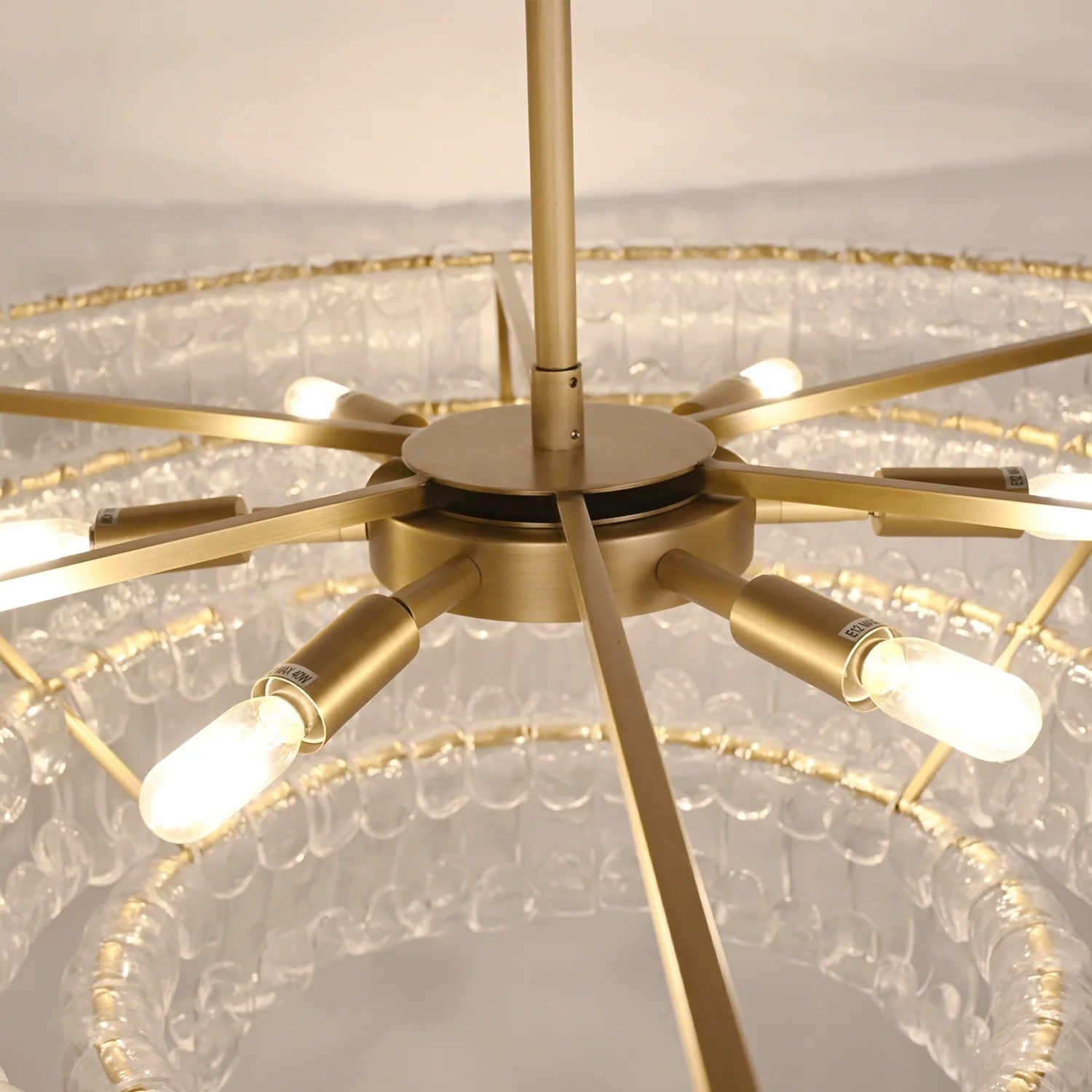Lustre à plusieurs niveaux en verre clair de 36 pouces - Ghiaccio