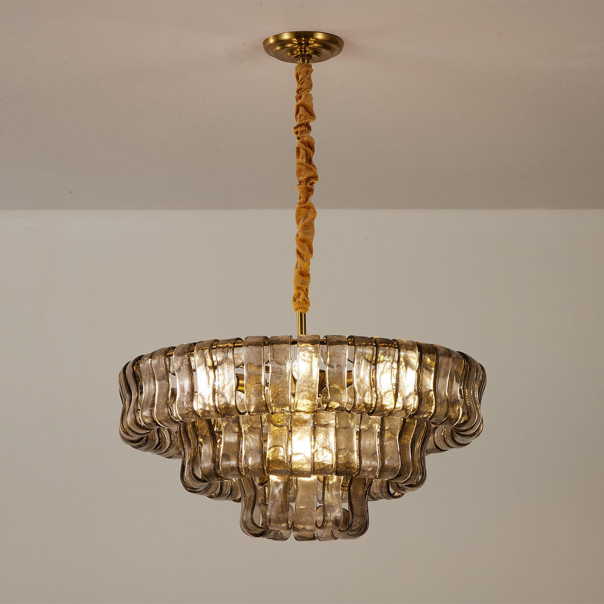 61 cm Smoked Glass Tiered Chandelier - Ghiaccio