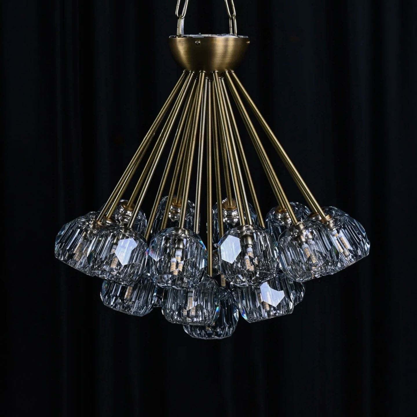 Lustre de plafond en cristal Sputnik Globe de 61 cm – Boule