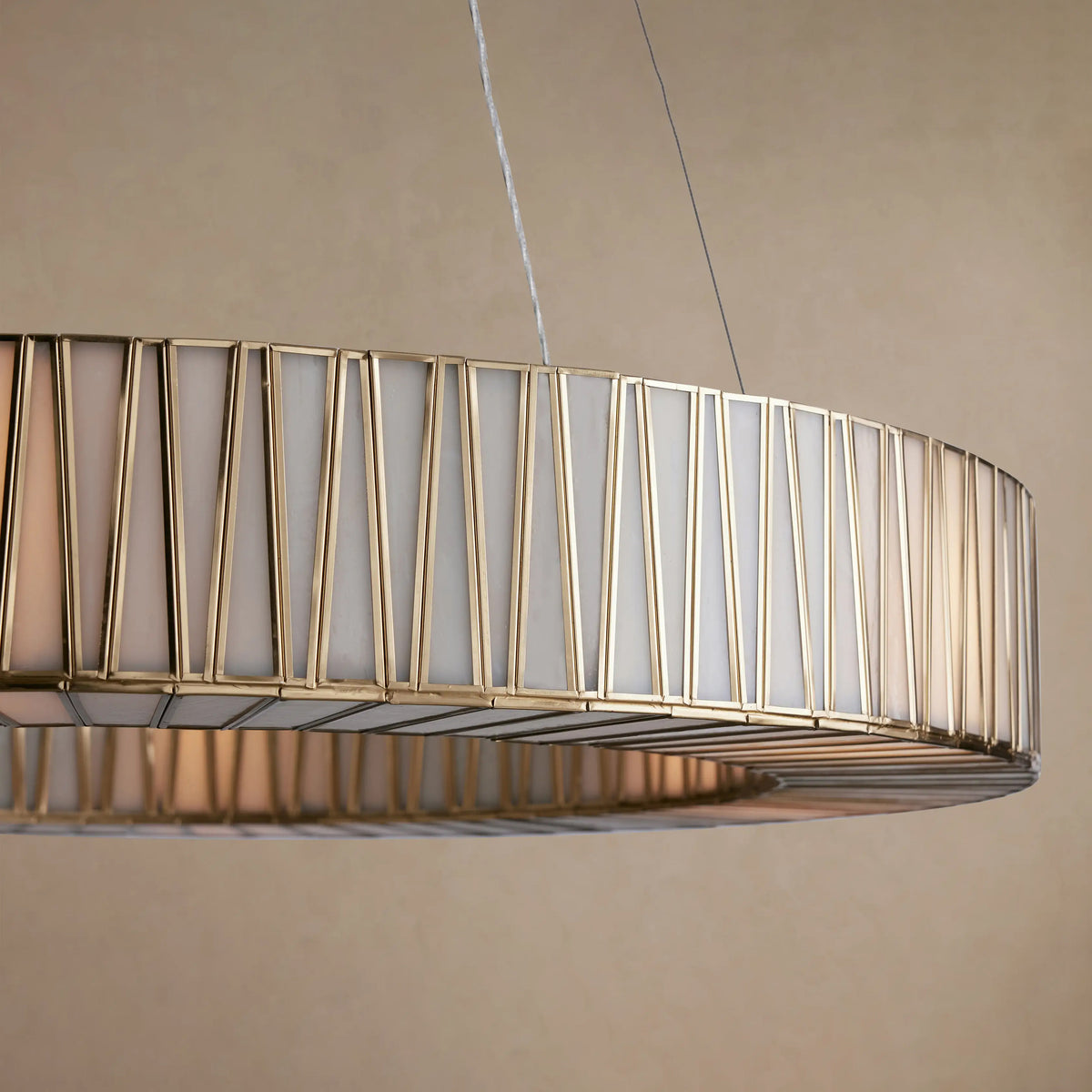 152 cm White Glass Round Chandelier - Jeunet