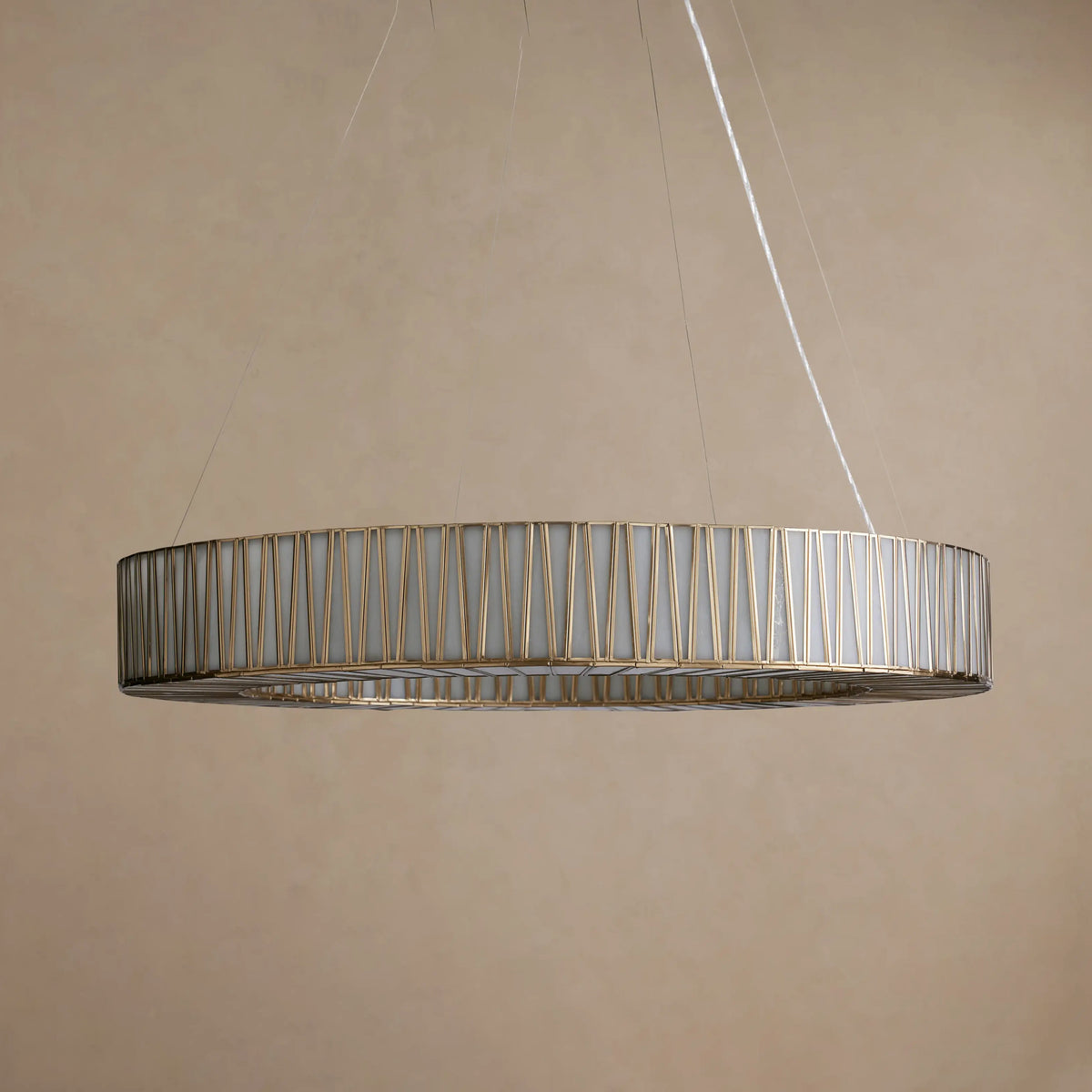 91 cm White Glass Round Chandelier - Jeunet