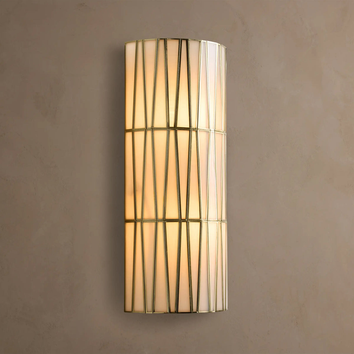 Applique demi-cylindrique en verre blanc de 61 cm - Jeunet