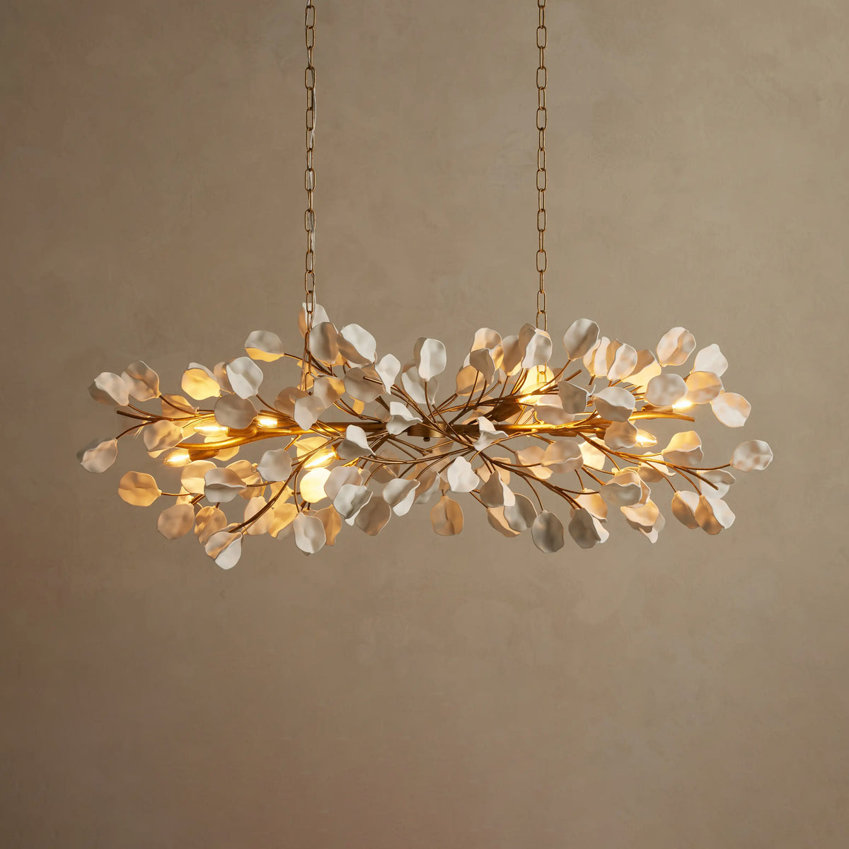 137 cm linearer Keramik-Kronleuchter – Lunaria