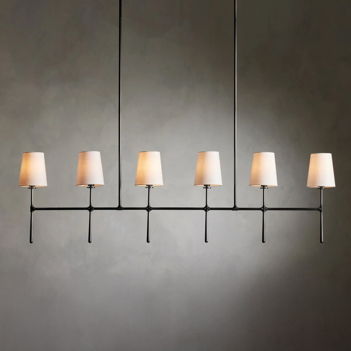 157 cm linearer Kronleuchter mit Stoffschirm - Rhodes