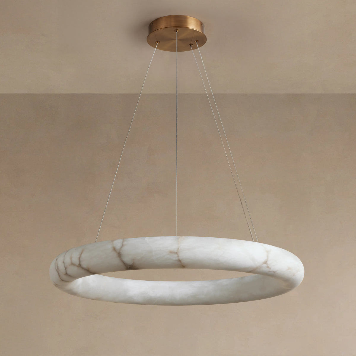 91 cm Alabaster-Halo-Kronleuchter – Rivage Lisse